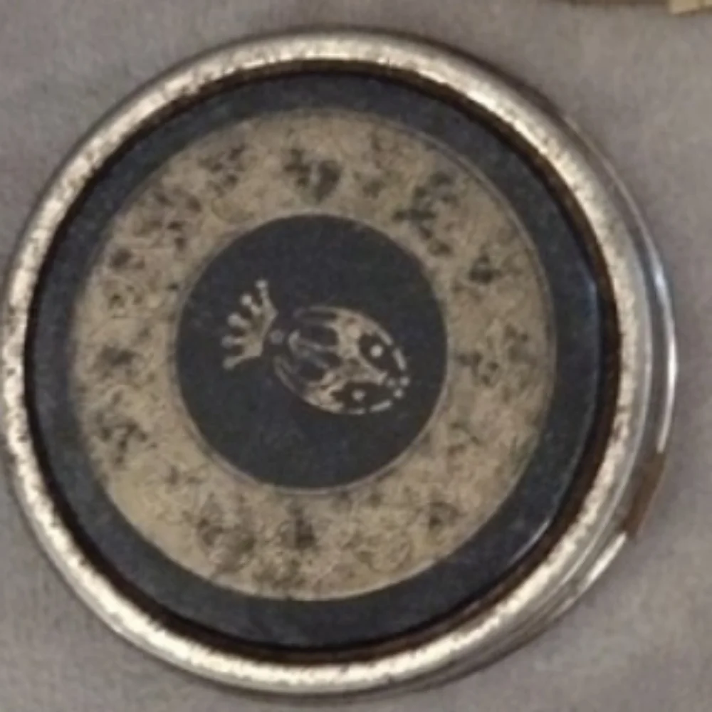 Coty Metallic Vintage Compact